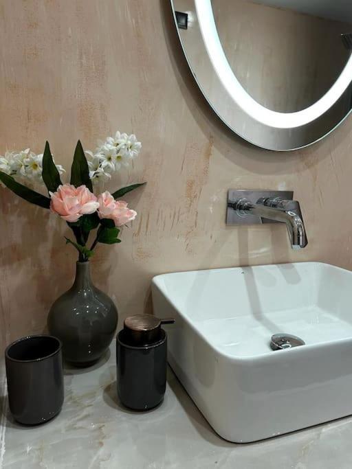 Exquisite Penthouse With Breathtaking Acropolis Panorama View Lejlighed Athen Eksteriør billede