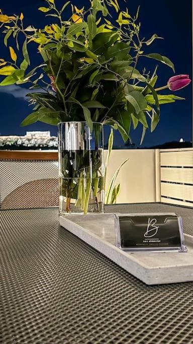 Exquisite Penthouse With Breathtaking Acropolis Panorama View Lejlighed Athen Eksteriør billede